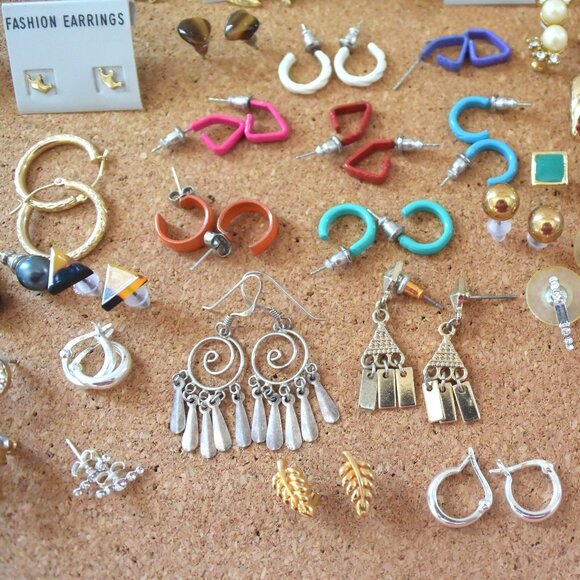Lot of Small Earrings, 64 Pairs Dainty Earrings for Pierced Ears, Jewelry Lot - Picture 13 of 14